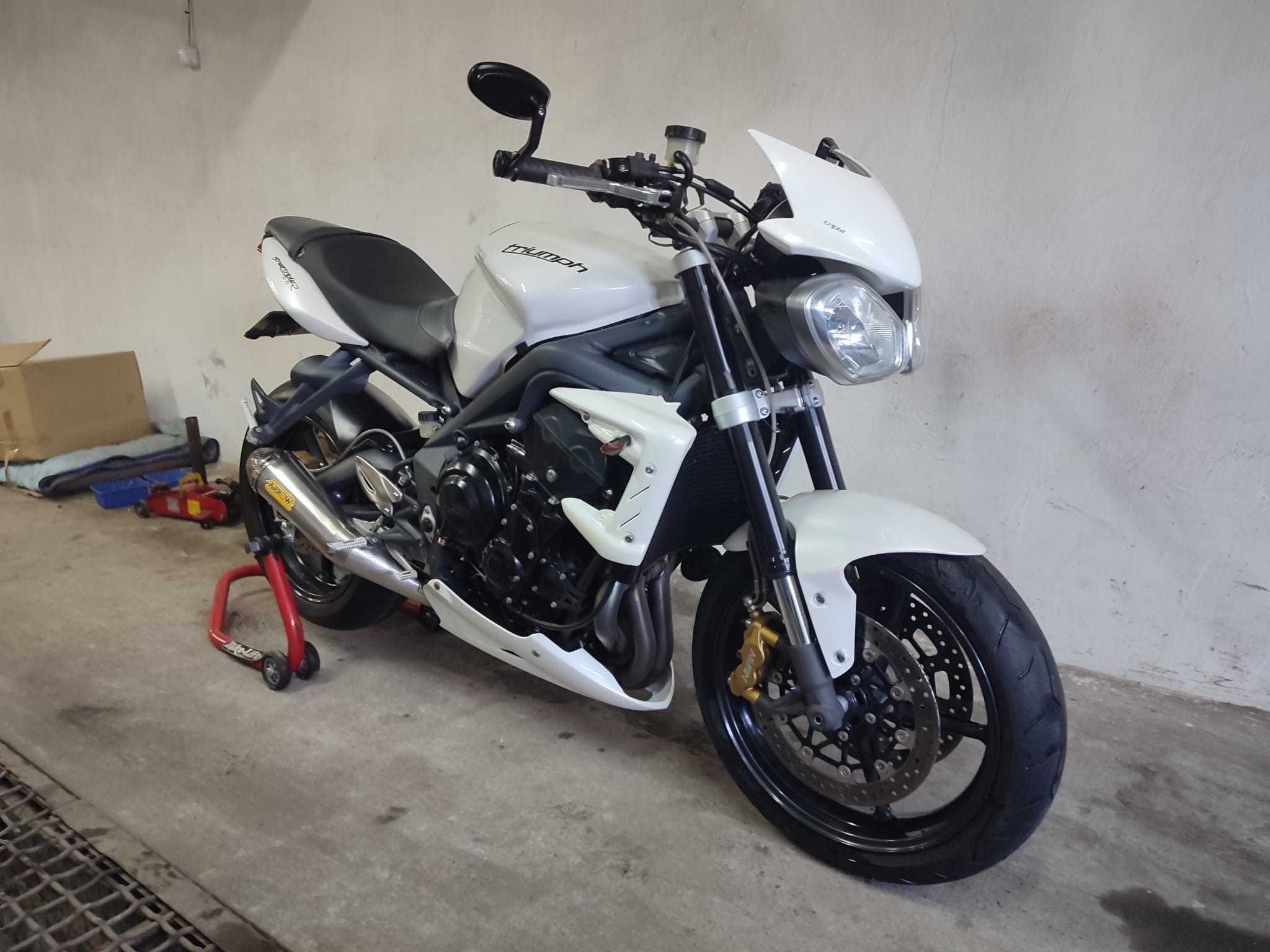 Triumph street triple 675r