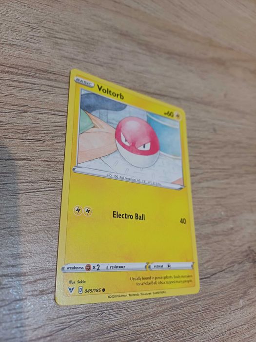 Carta Pokémon Voltorb #45
