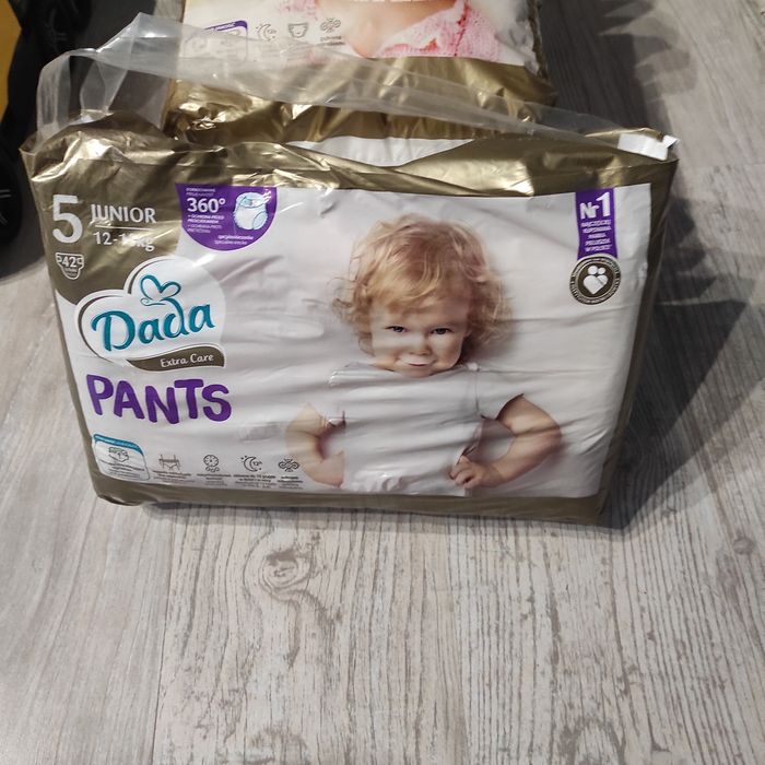Pieluchy Dada rozmiar 6 (6 opakowań) + 1 opakowanie 5 pants
