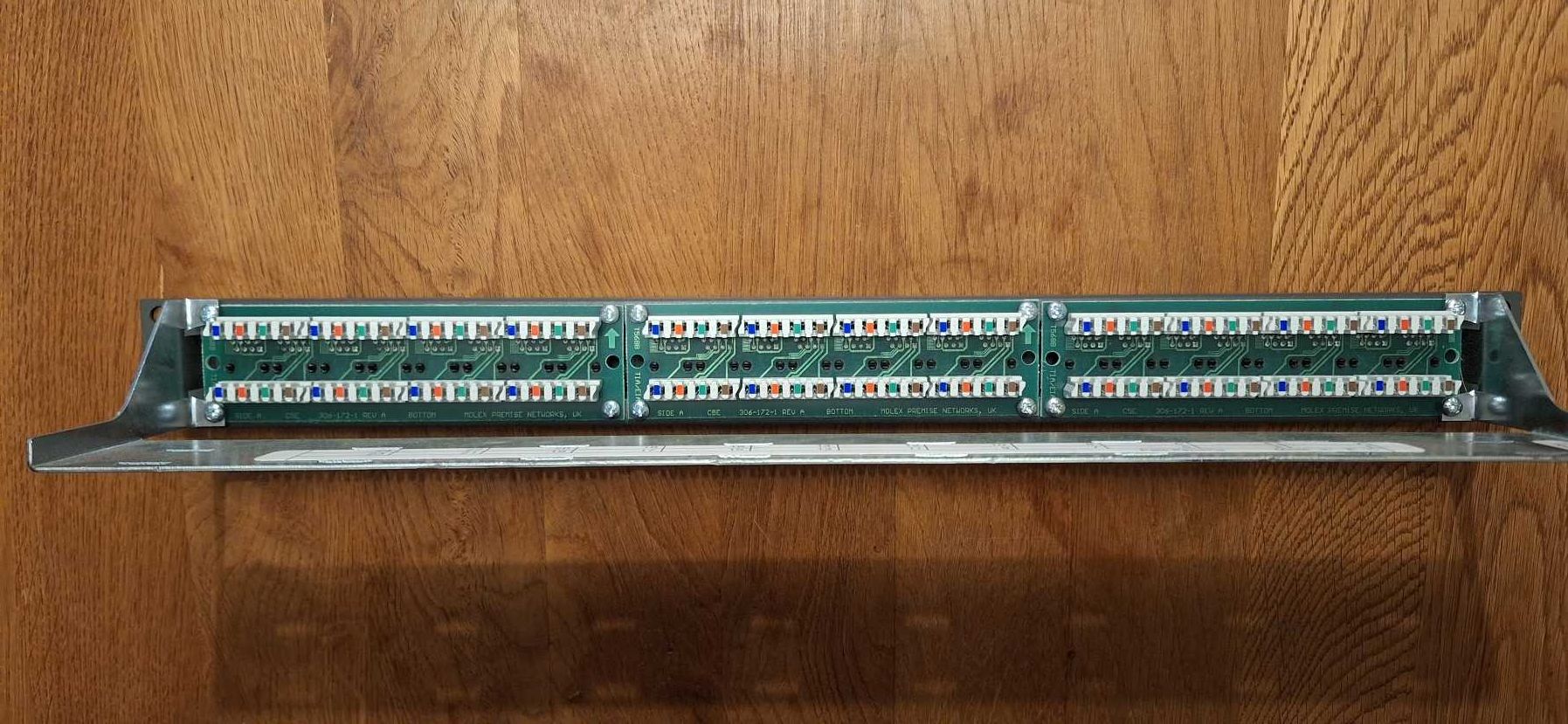 Patch panel 19" 1U 24 porty RJ45 5e, stalowy Molex UK