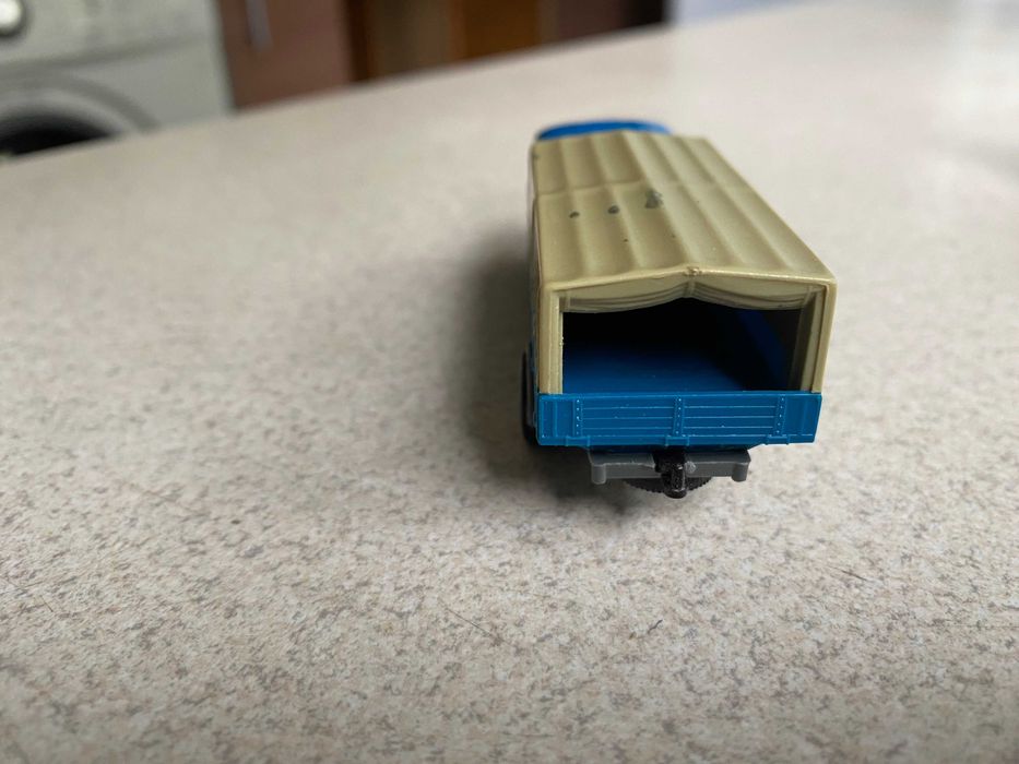 Модель Skoda 1:87