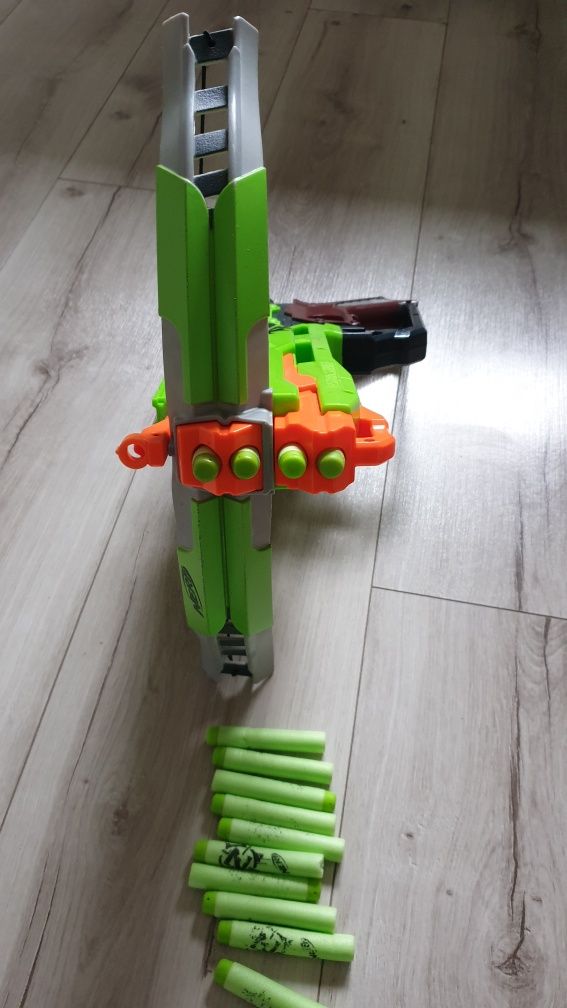 Kusza na strzałki Nerf Zombie Strike