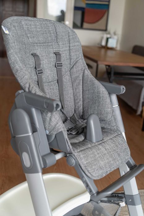 Cadeira Alta / Espreguiçadeira para Bébé e Criança - Marca Alemã Hauck