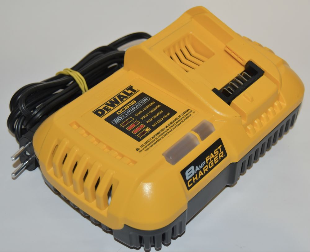Швидка зарядка Dewalt DCB118 8ah 220v flexvolt