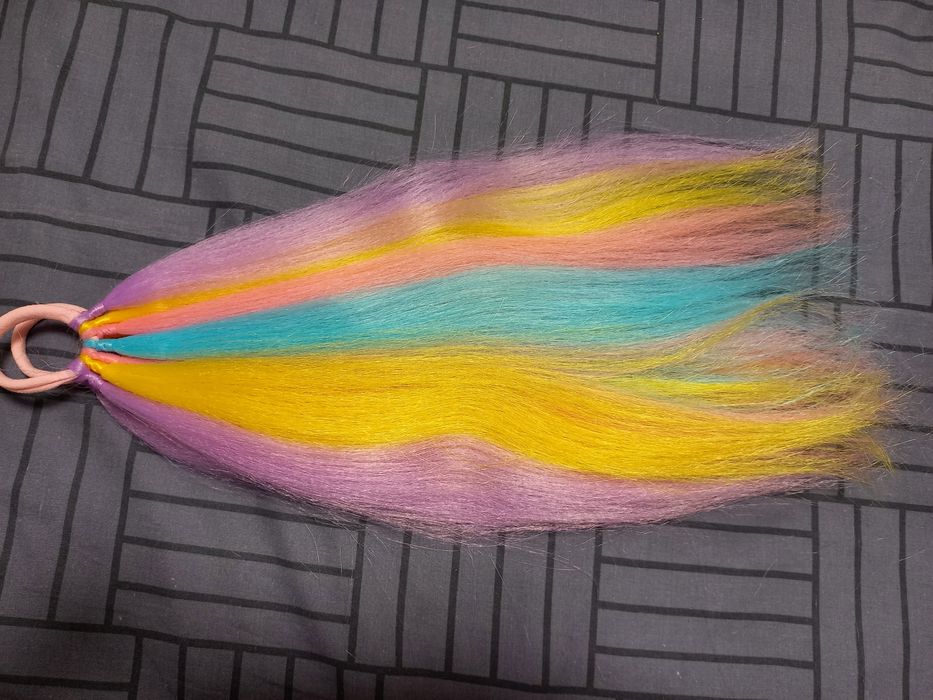 Канеколон хвостиком