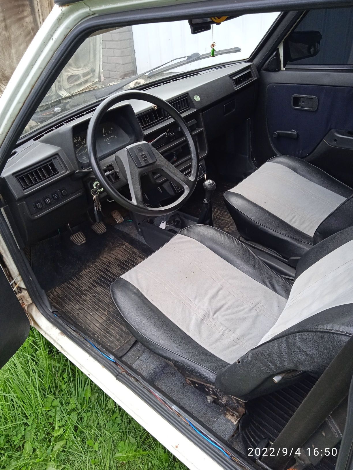 Продам таврію 1102