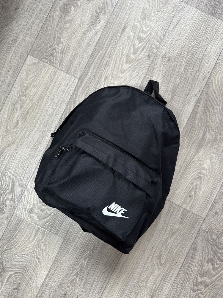 Портфель рюкзак Nike