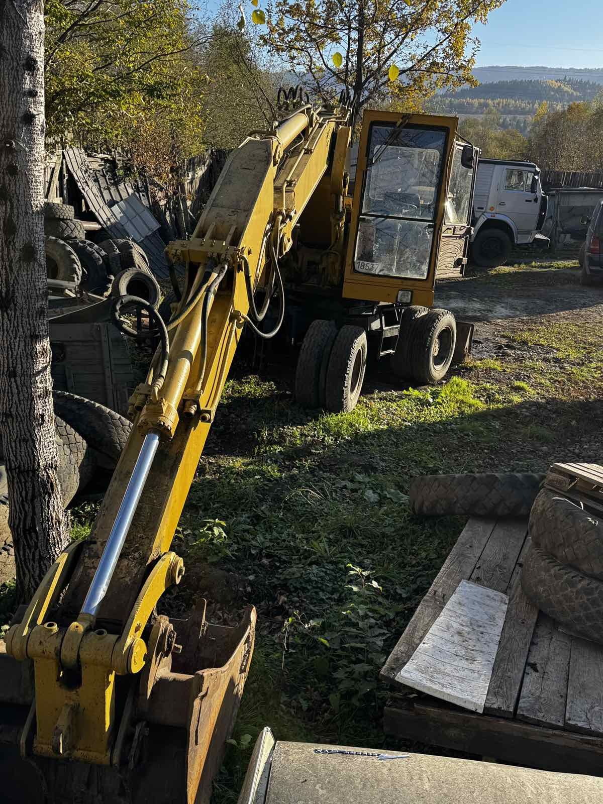 Продам екскаватор к206
