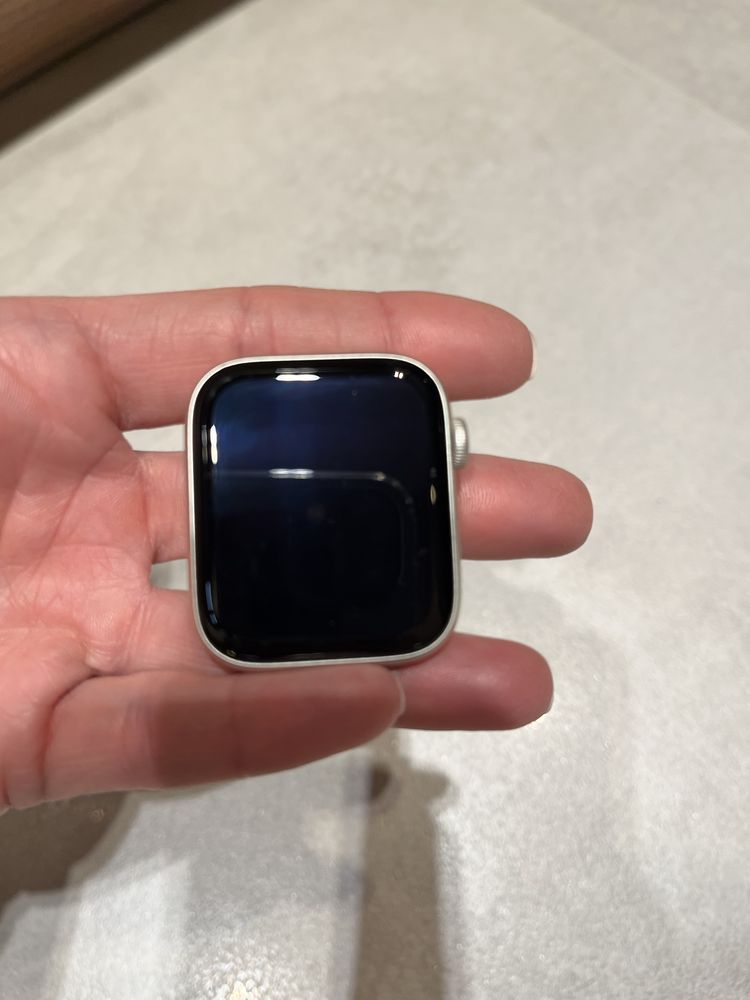 Apple watch SE 2gen GPS Cellular 44mm ksiezycowa poswiata