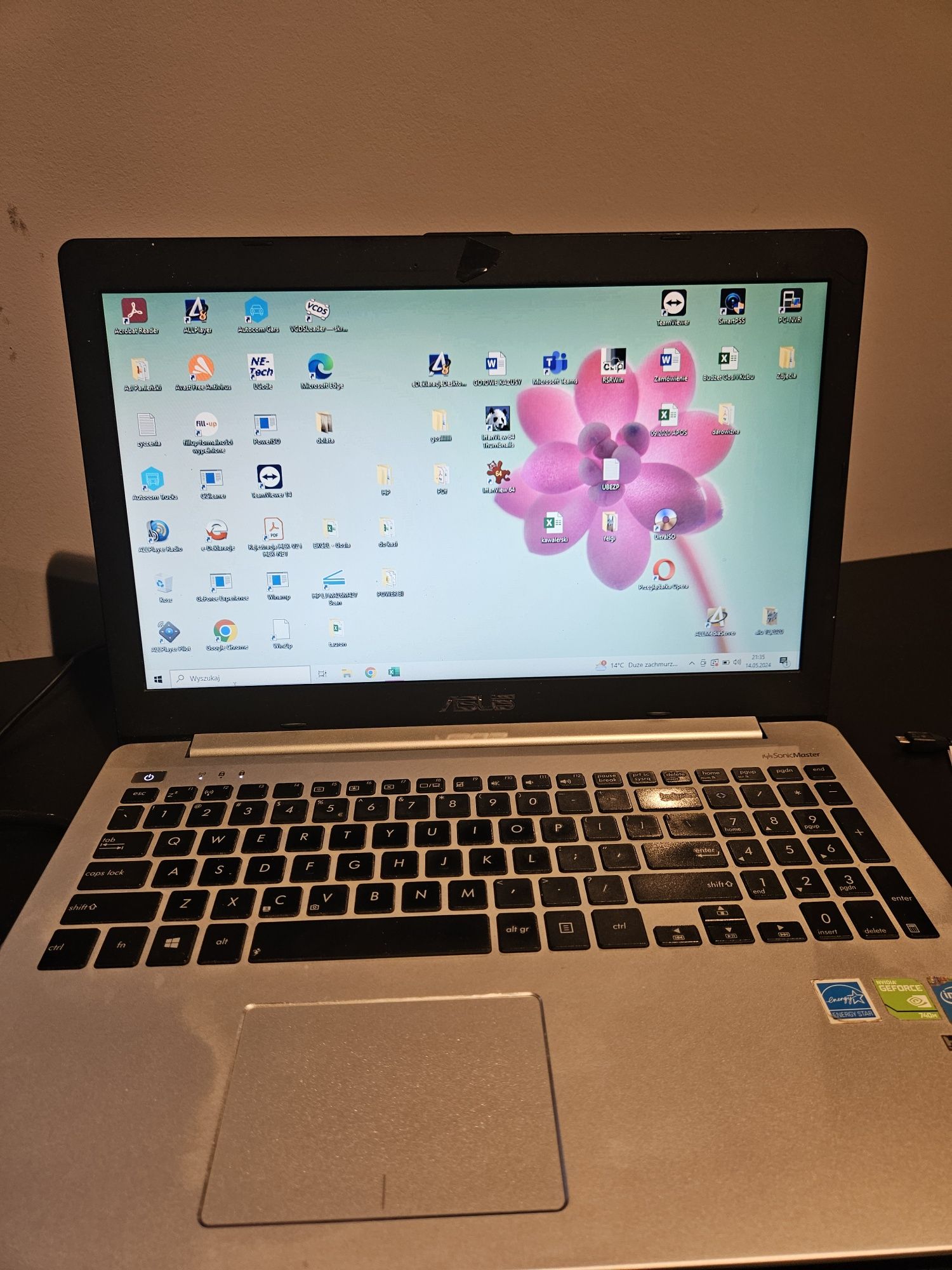 Laptop asus R553L i7 8gb windows