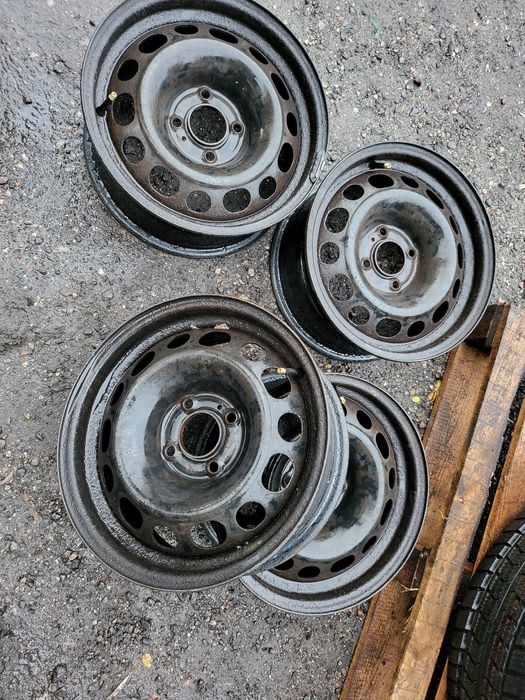 Felgi 15 Citroen Berlingo C4 Peugeot 308 Partner 4x108 ET27