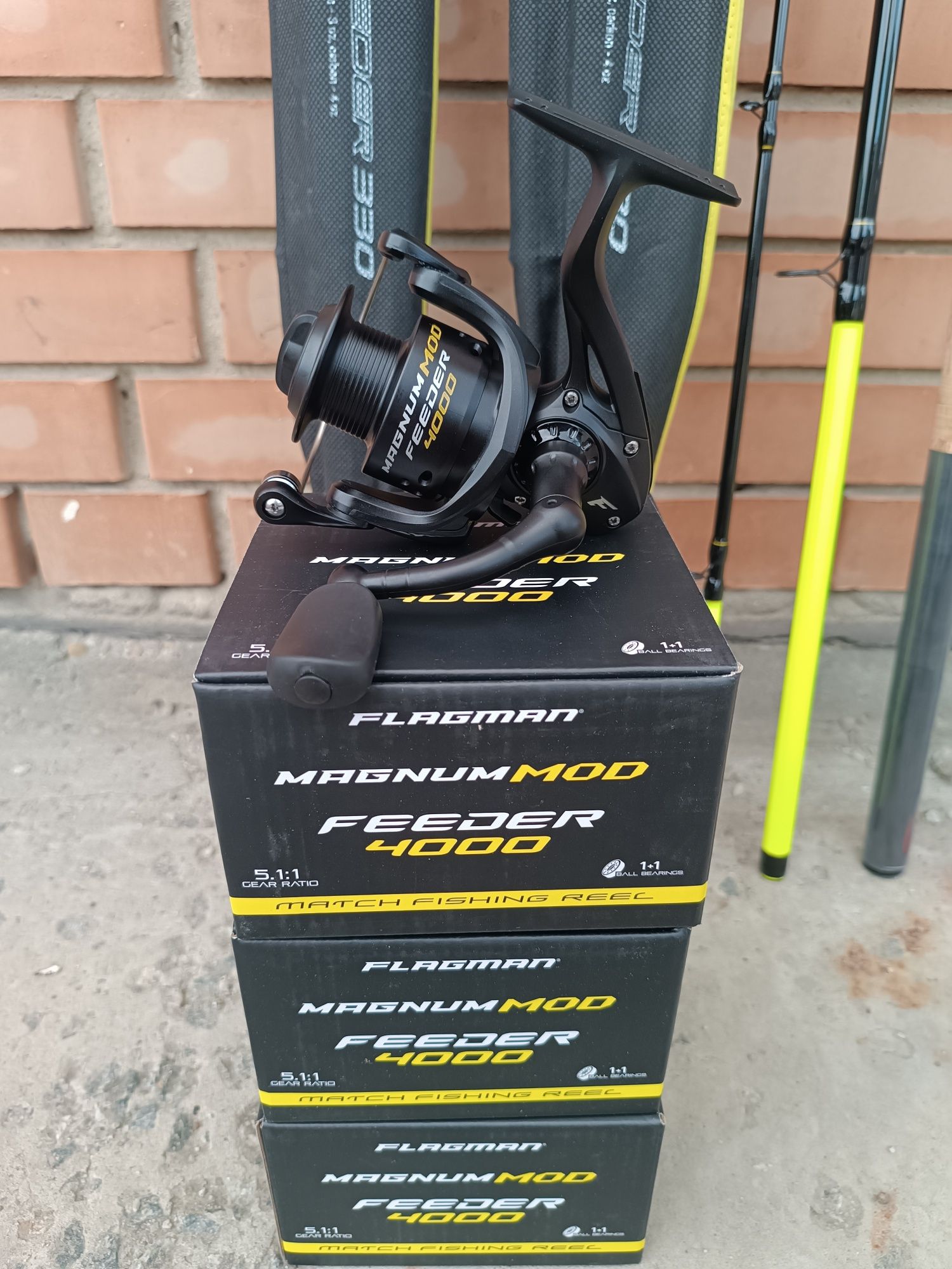 Flagman Force Rank Feeder 3.90 + Flagman Magnum Mod Feeder 4000