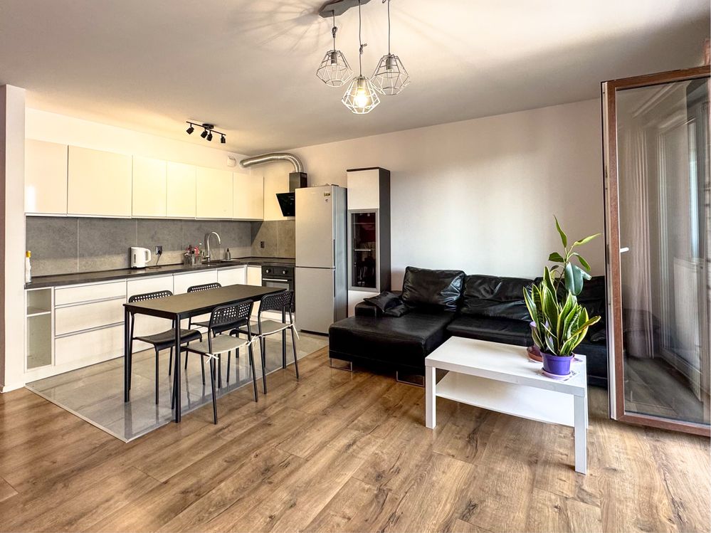Odświeżone 3-pokojowe mieszkanie | Sołtysowska | 63 m2 | Pets Friendly