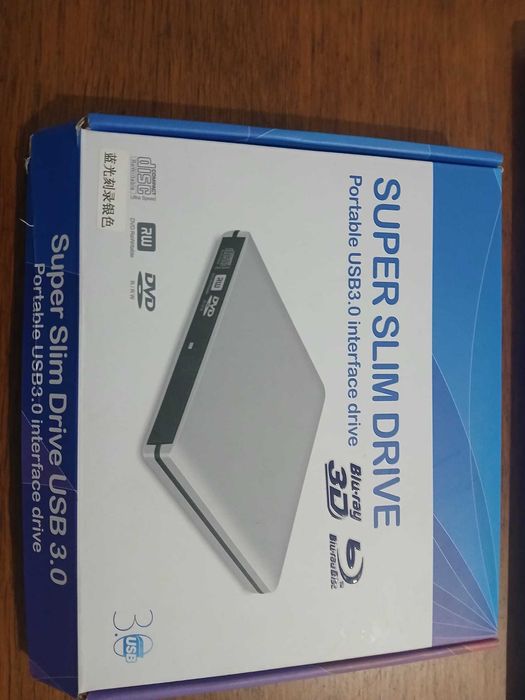 Leitor externo Super Slim Drive com interface USB 3.0