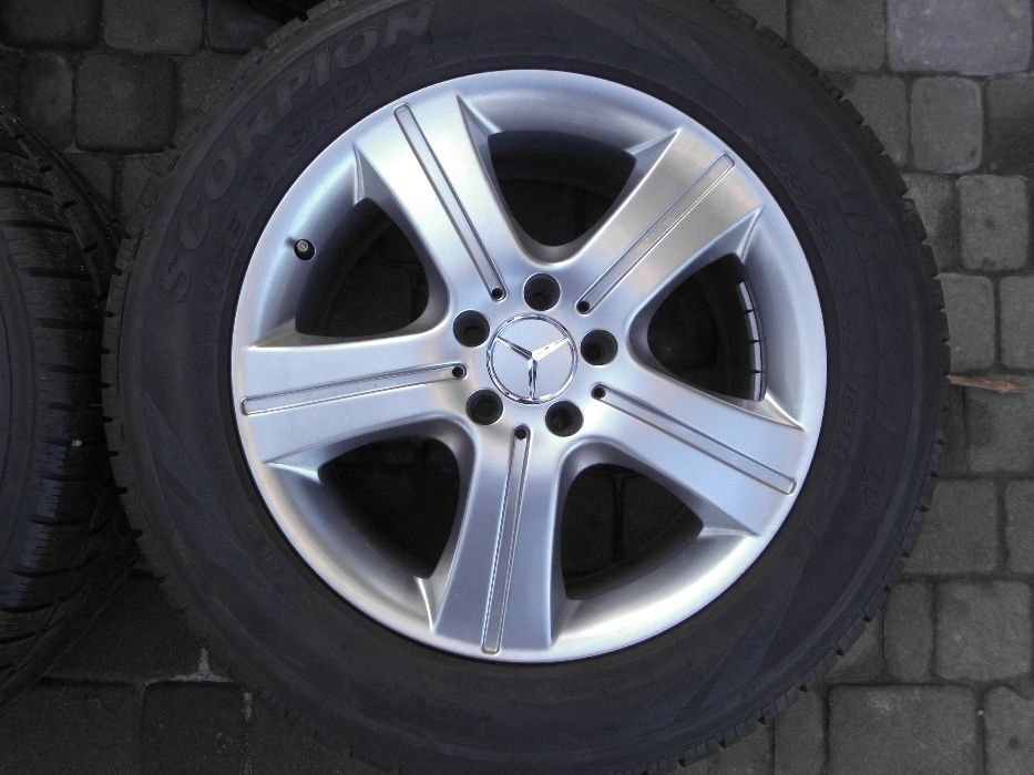 Колеса в сборе Mercedes-Benz ML R18 5x112 255/55 Pirelli