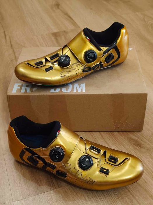 Sapatos de estrada Crono CR1 GOLD Edition Carbon