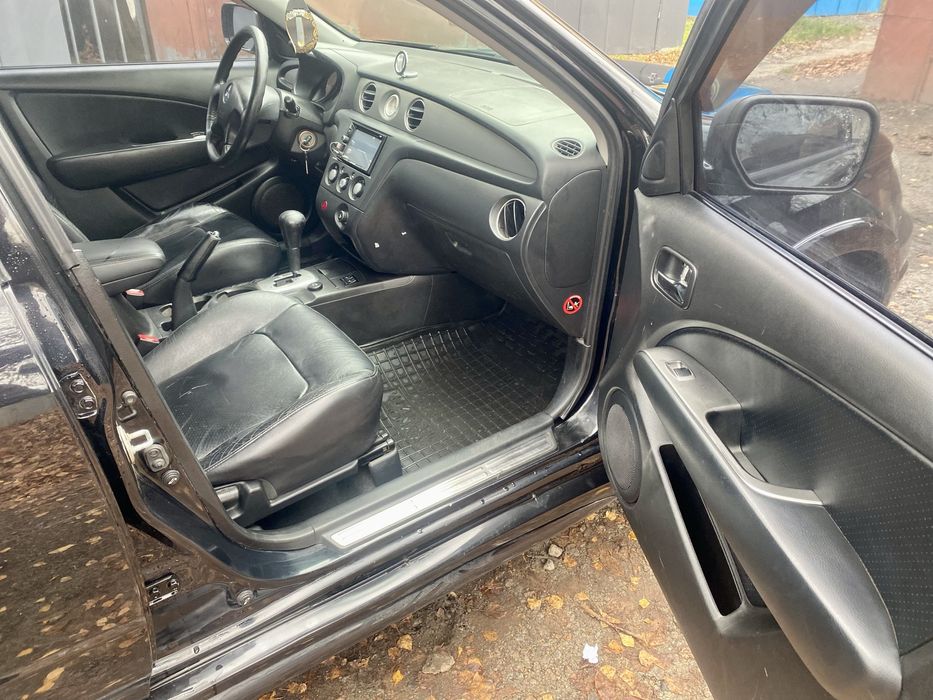 митсубиси Аутлендер 2.4 газ бензин автомат