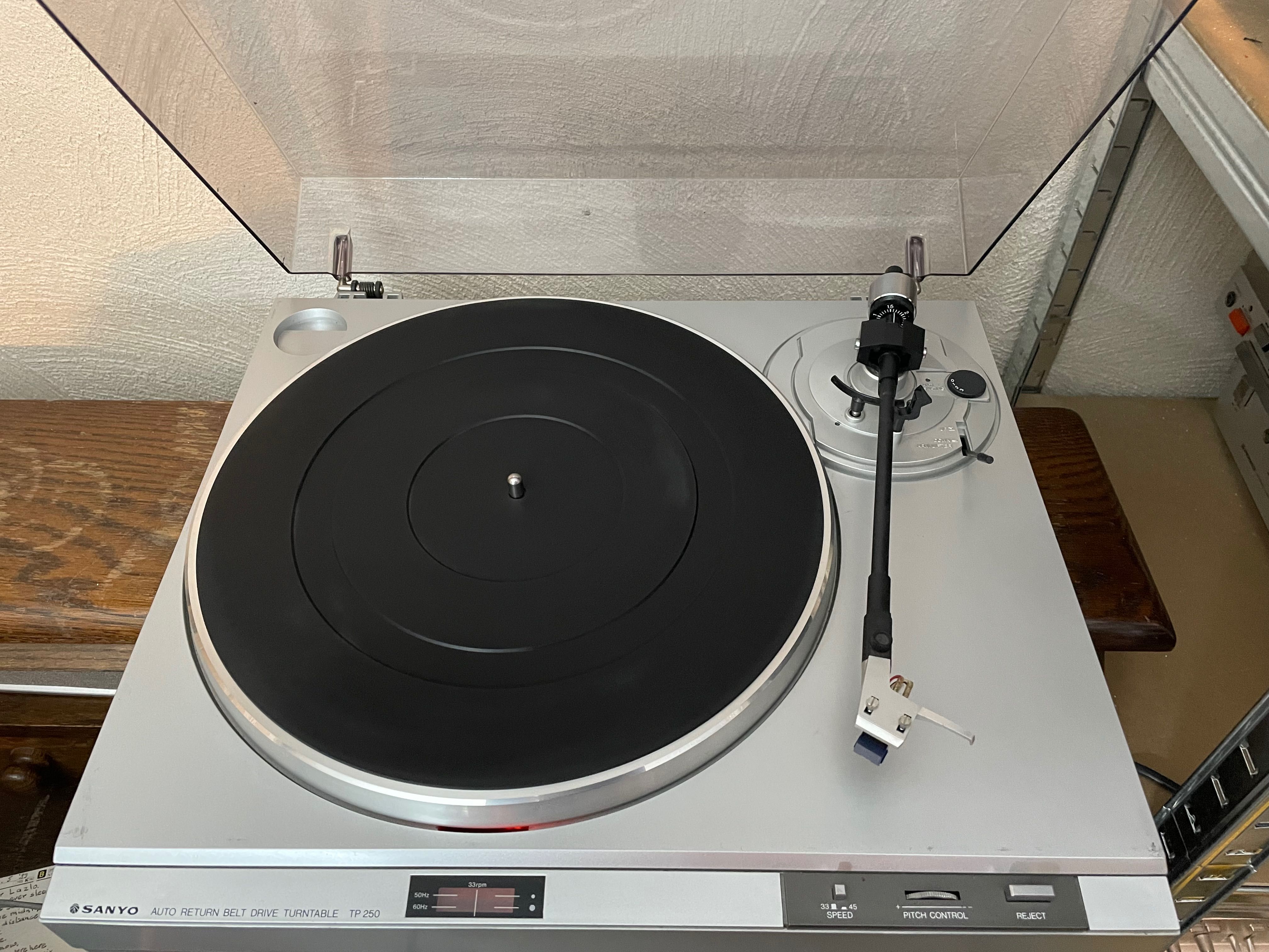 Sanyo TP250 Gramofon