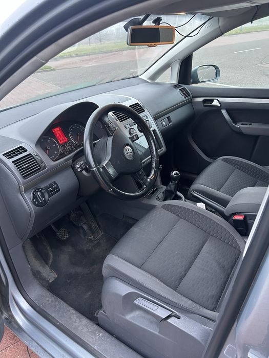 Sprzedam Vw TOURAN 2009r