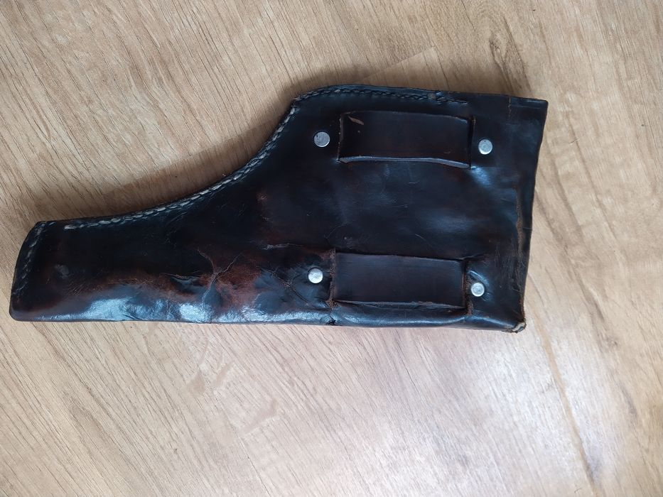 Kabura skórzana do pistoletu , rewolweru