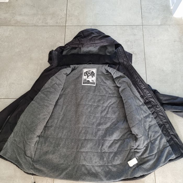 Зимова куртка cropp