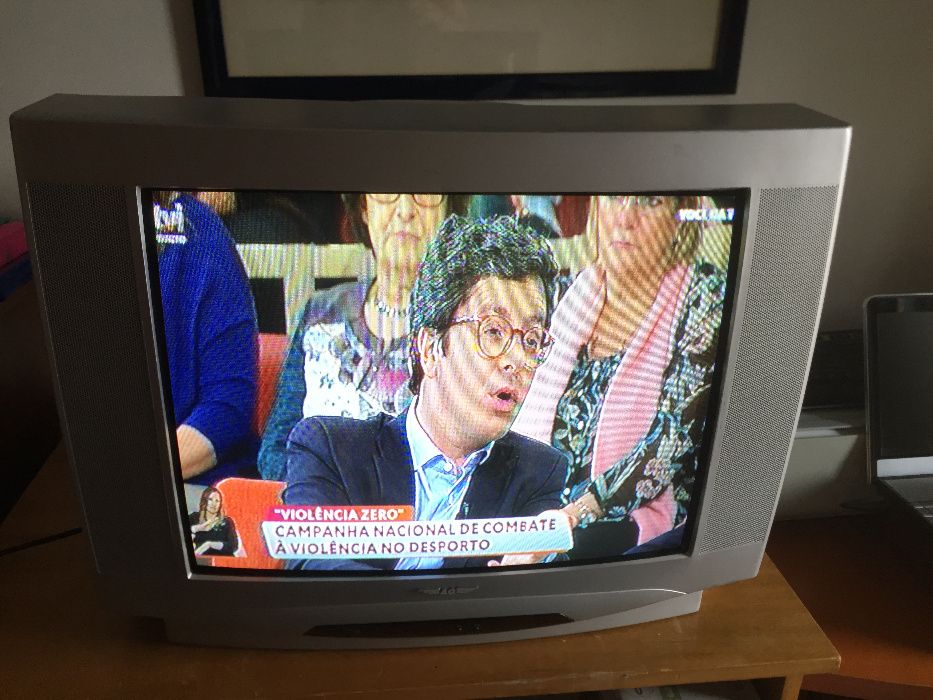 Televisão CRT AG