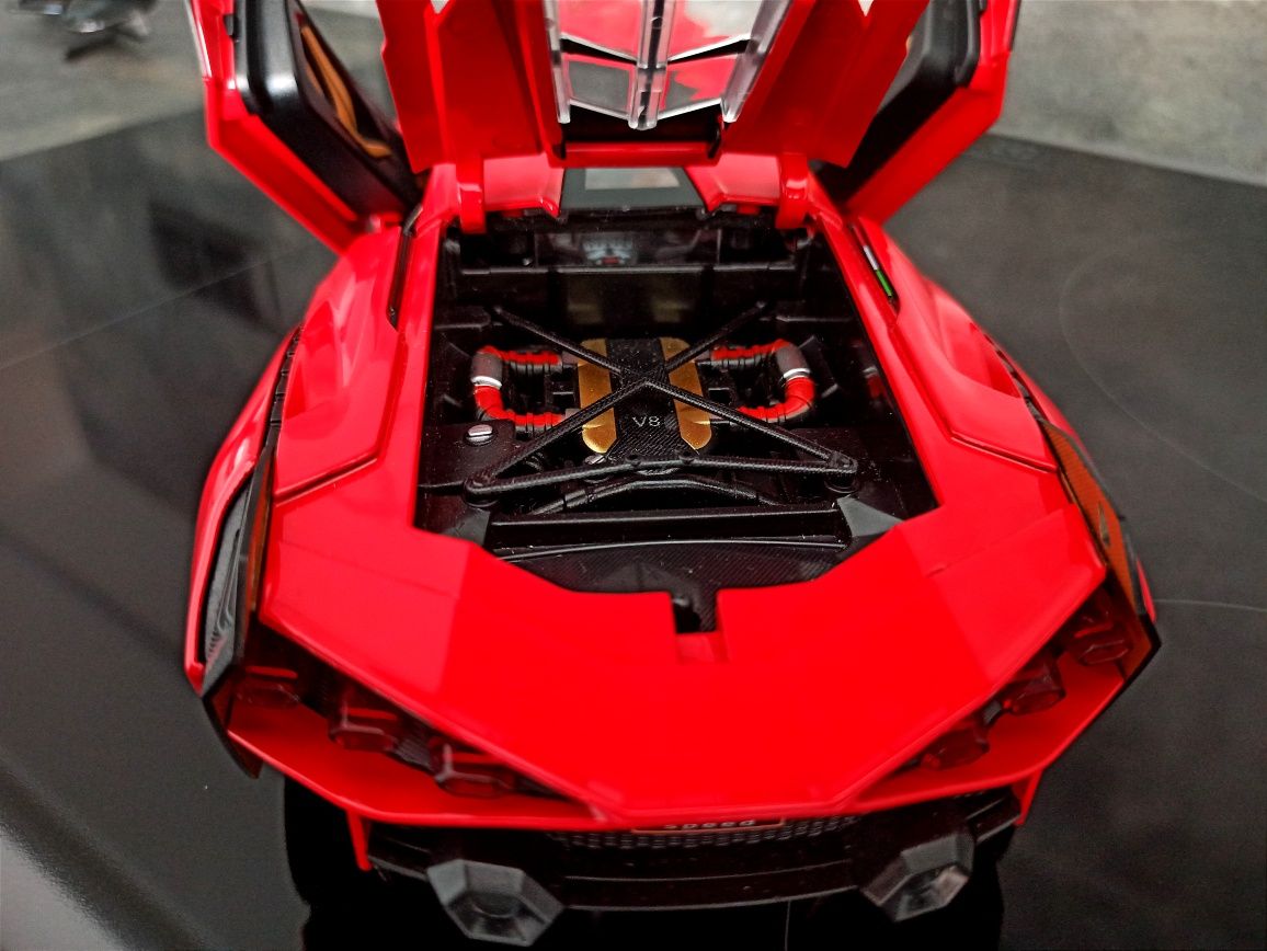1:18 Lamborghini Sian w stanie idealnym