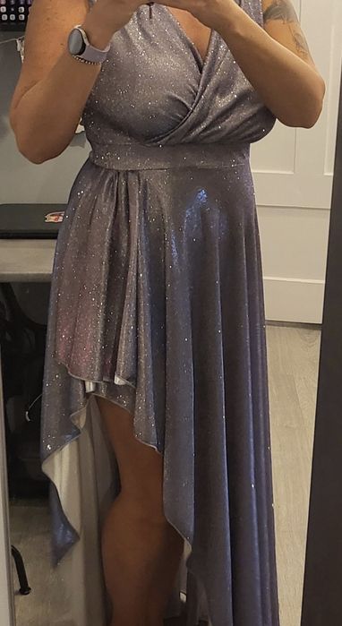 fioletowa, brokatowa suknia