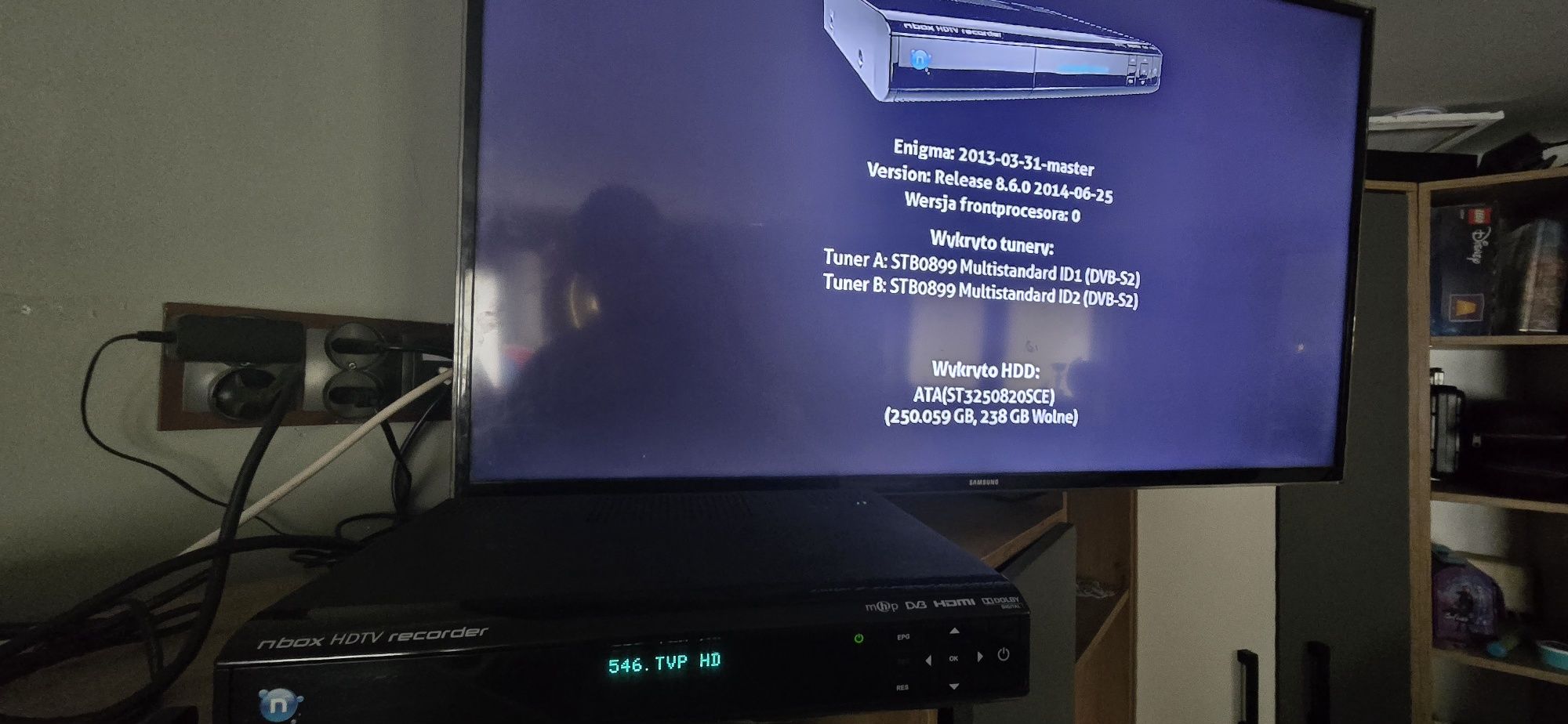 CZARNY NBOX 5800SX enigma 2 z dyskiem
