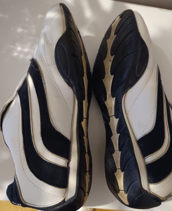 Sportowe buty marka Lonsdale London rozmiar 39-długość wkładki 25 cm