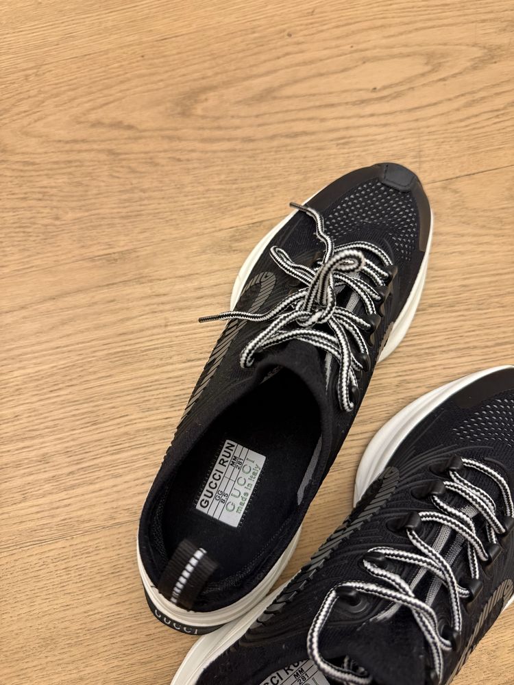 Чоловічі спортивні кросовки gucci 42,5-43 розмір в ідеальному стані
