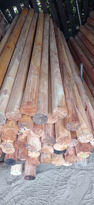 Wałki słupki drewniane ogrodzeniowe