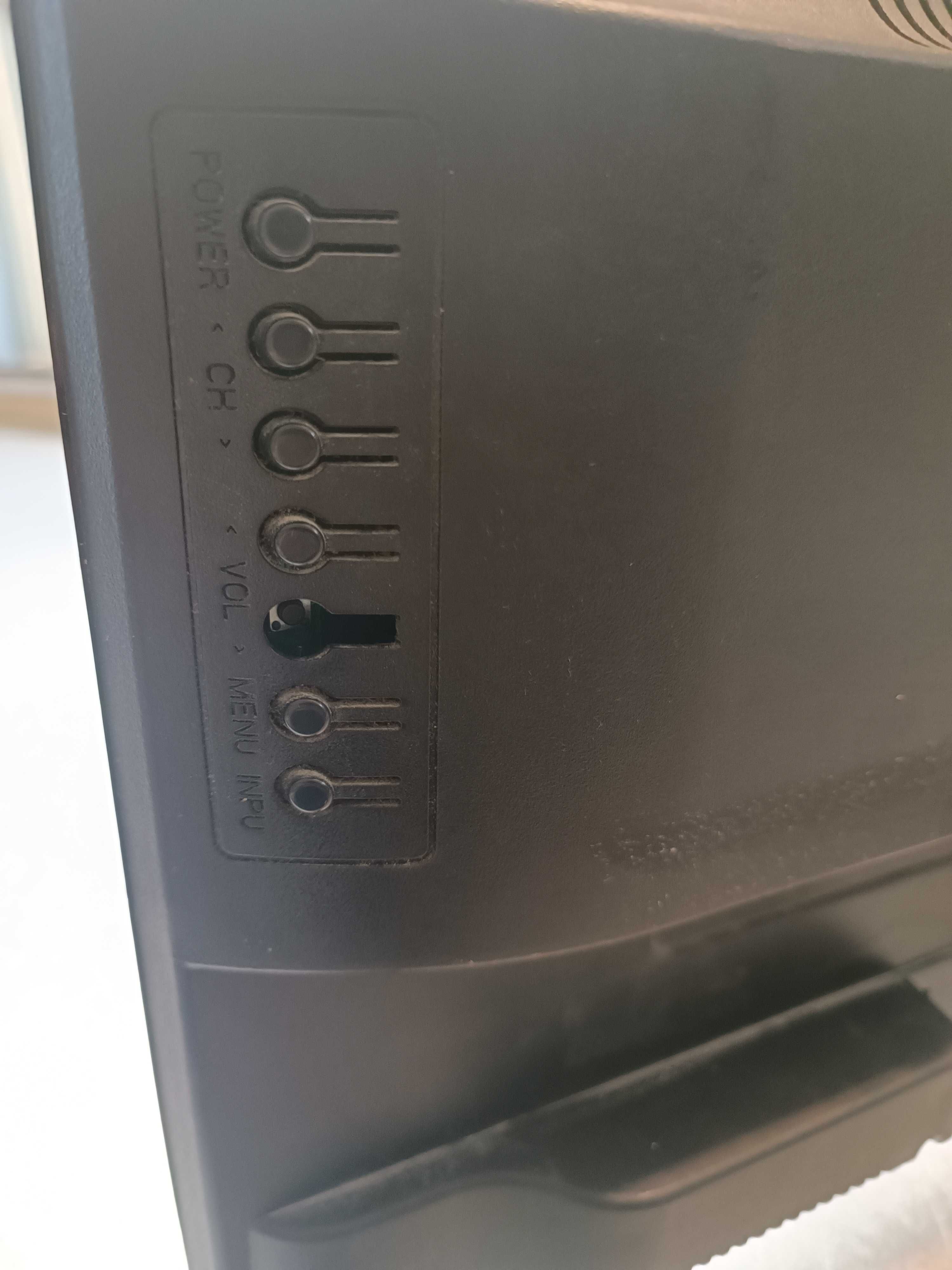 19 Cali TV LED + Dekoder DVB-T2 + Upominek + Kupon+ Kabel Hdmi