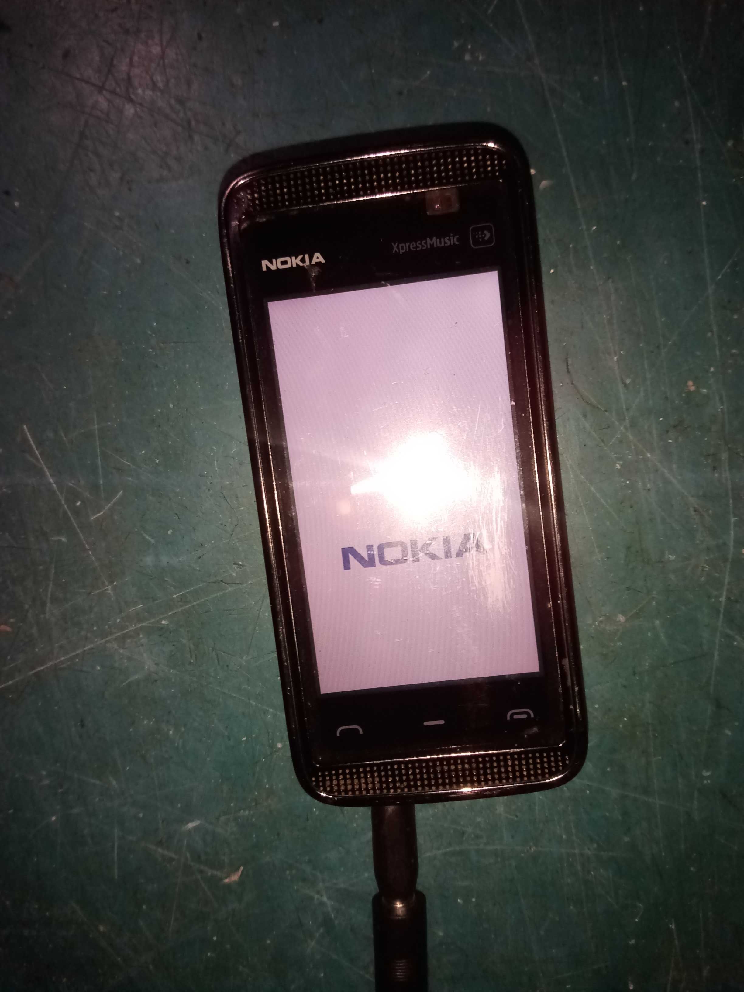 Nokia 5530 XpressMusic мультимедійний смартфон з сенсорним екраном