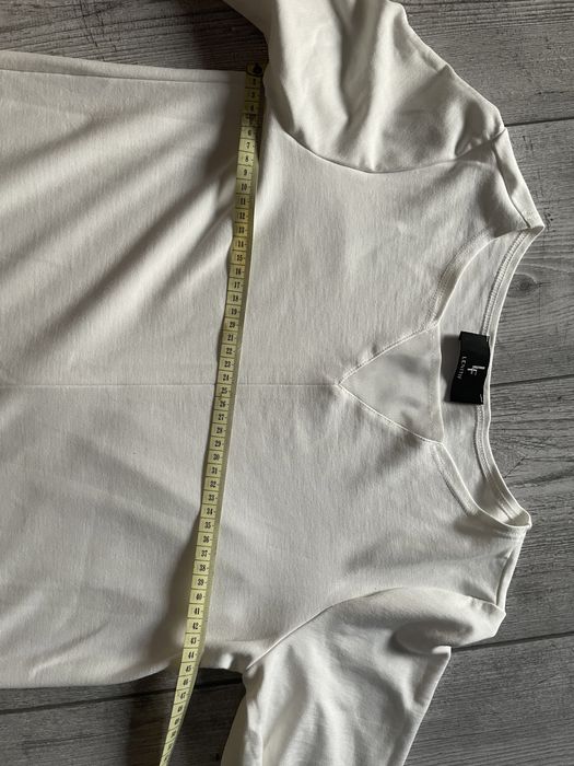 Biała sukienka Lenitif r 38