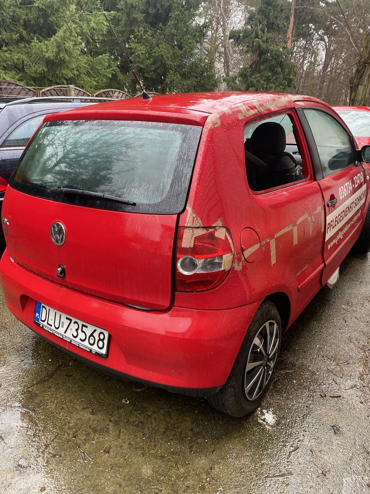 VW Fox na czesci. W razie potrzeby  prosze dzwonic.