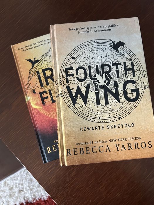 Ksiazki Fourth Wing i Iron Flame