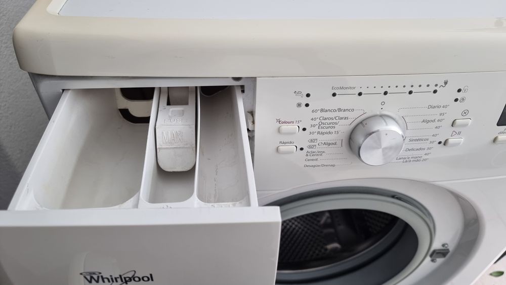 Máquina de lavar roupa