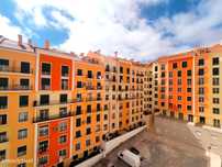 Apartamento T3 | NEUDEL/Águas Livres | 2º Piso