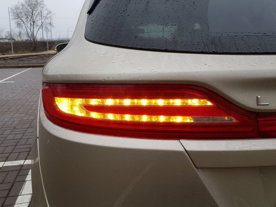 Жовті повороти Лінкольн Continental MKZ MKX MKC Lincoln