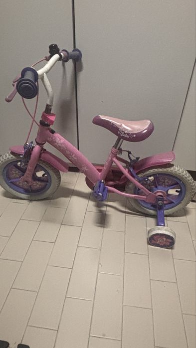 Bicicleta de menina rosa