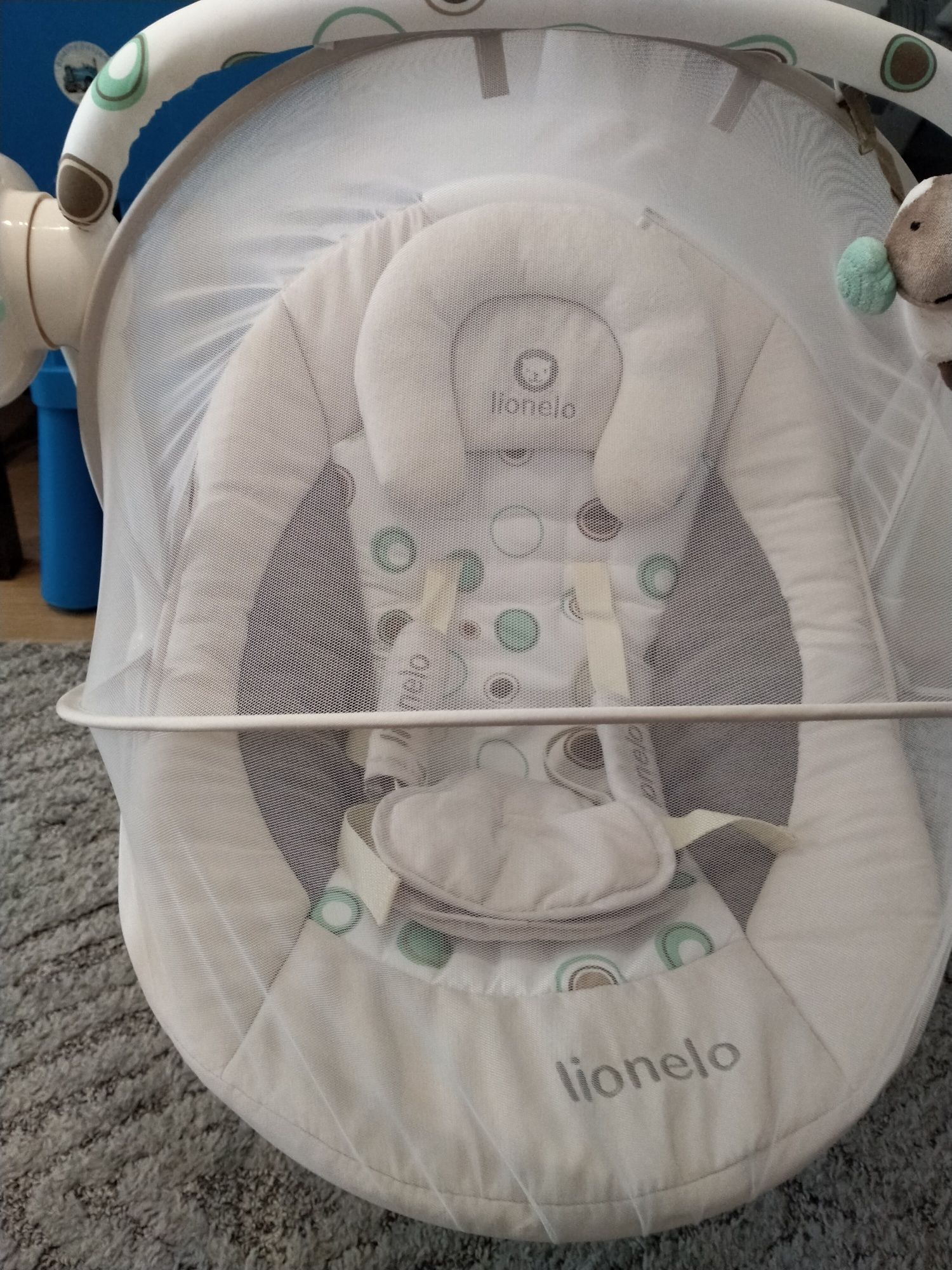 Lionelo huśtawka, leżaczek dla niemowląt.