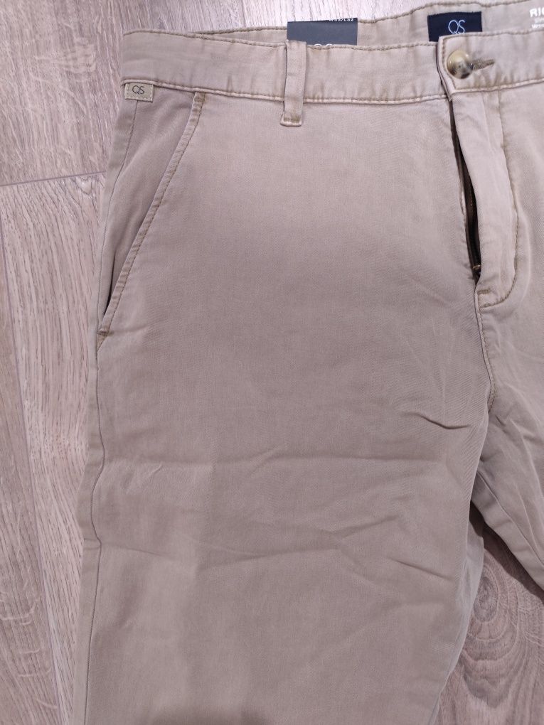 QS S.Oliver Spodnie Męskie Slim Fit Model Rick casual codzień piaskowy