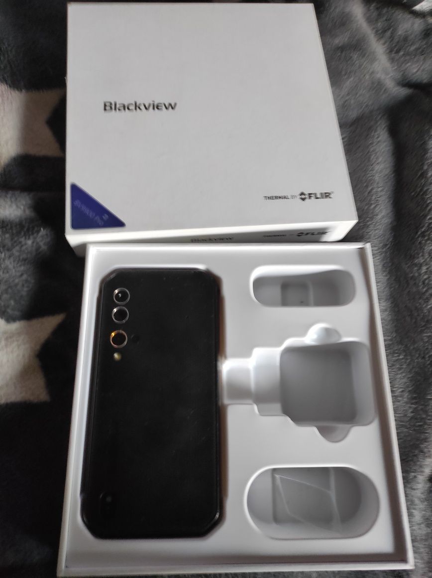Телефон Blackview BV9900 Pro 8/128Gb 4G  з тепловізором