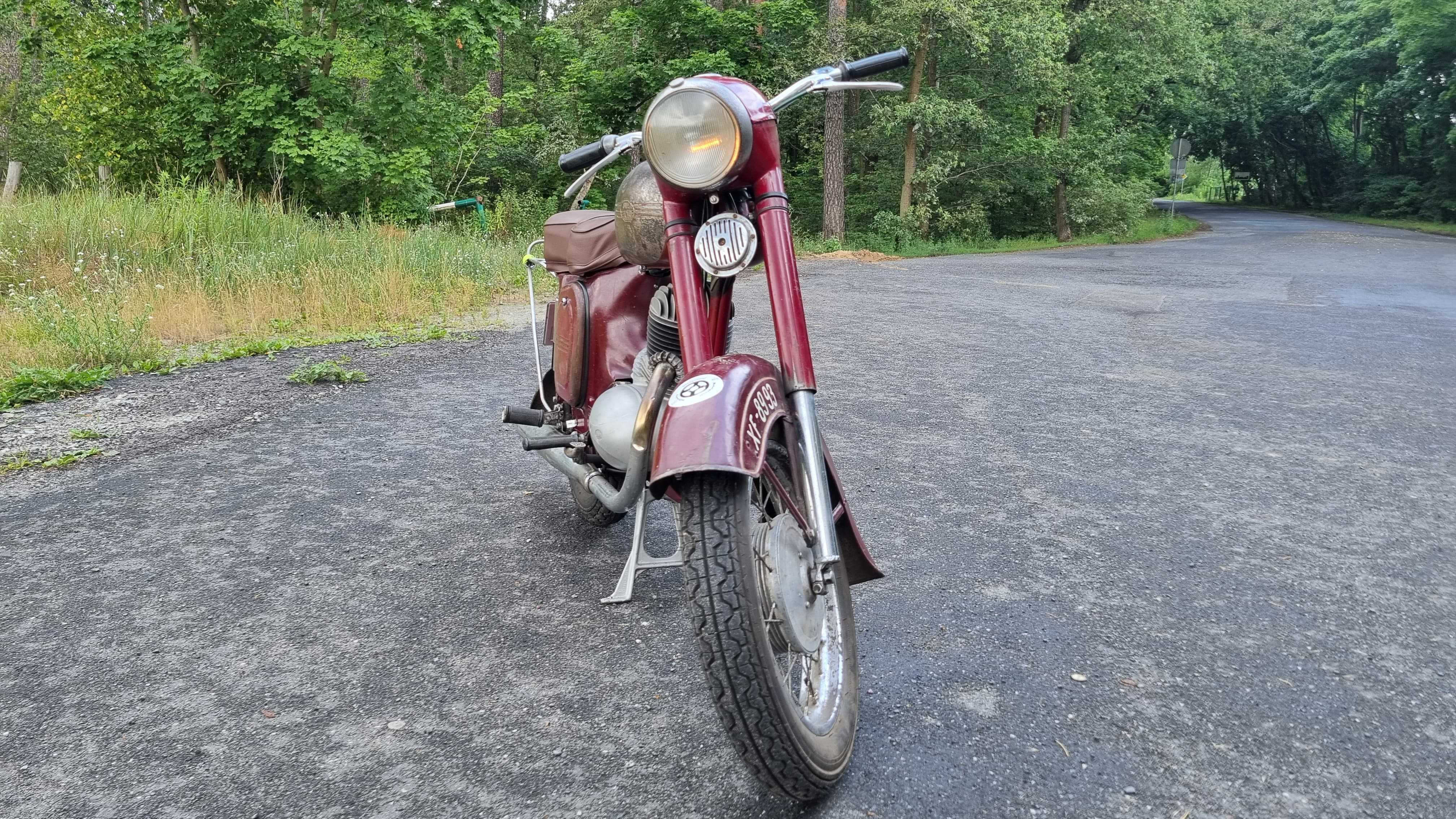 Jawa 250 model 353 z roku 1960