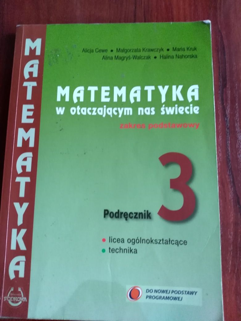 Sprzedamo podręcznik do matematyki.