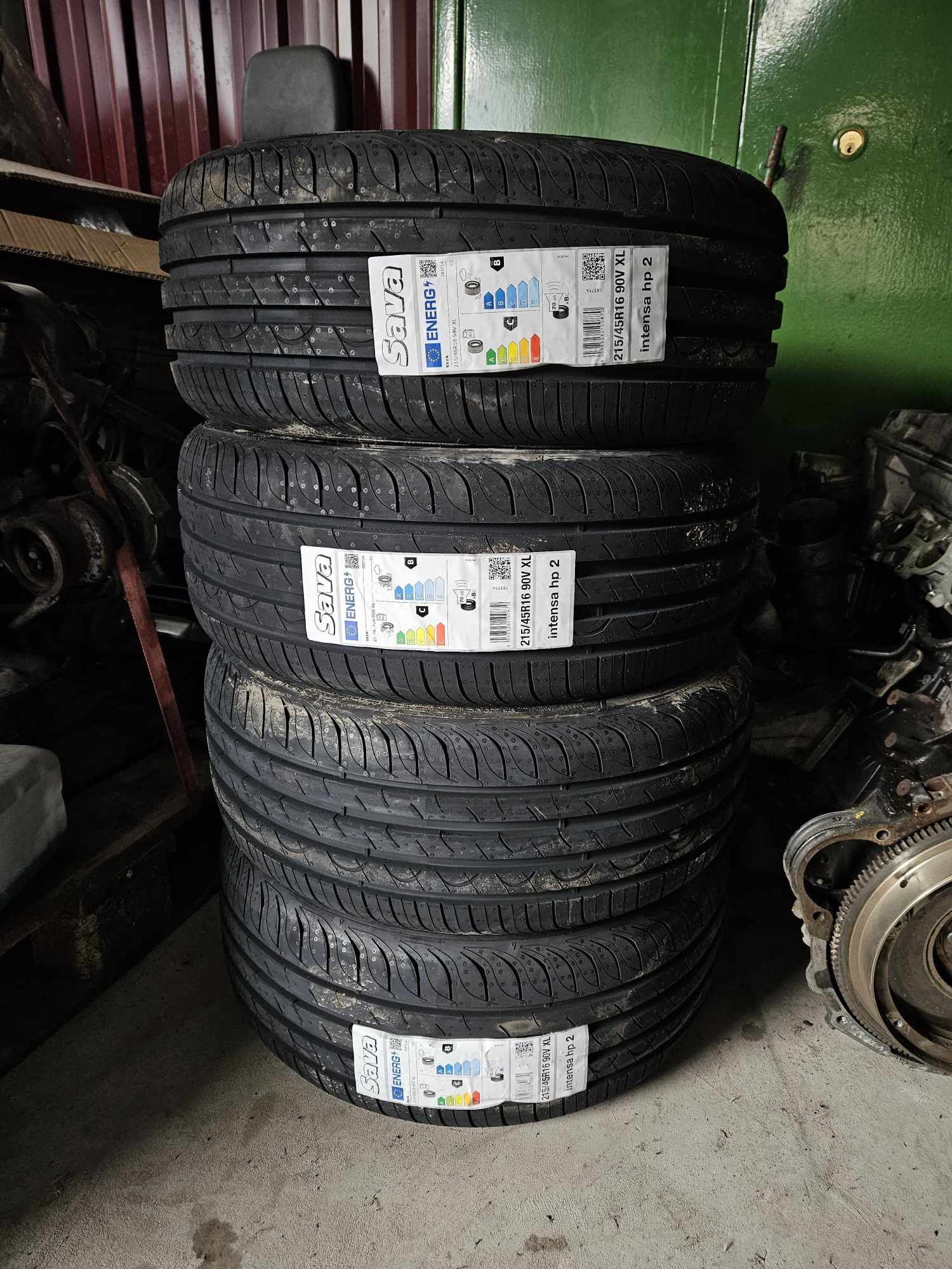 Sava 215/45/16 nowe