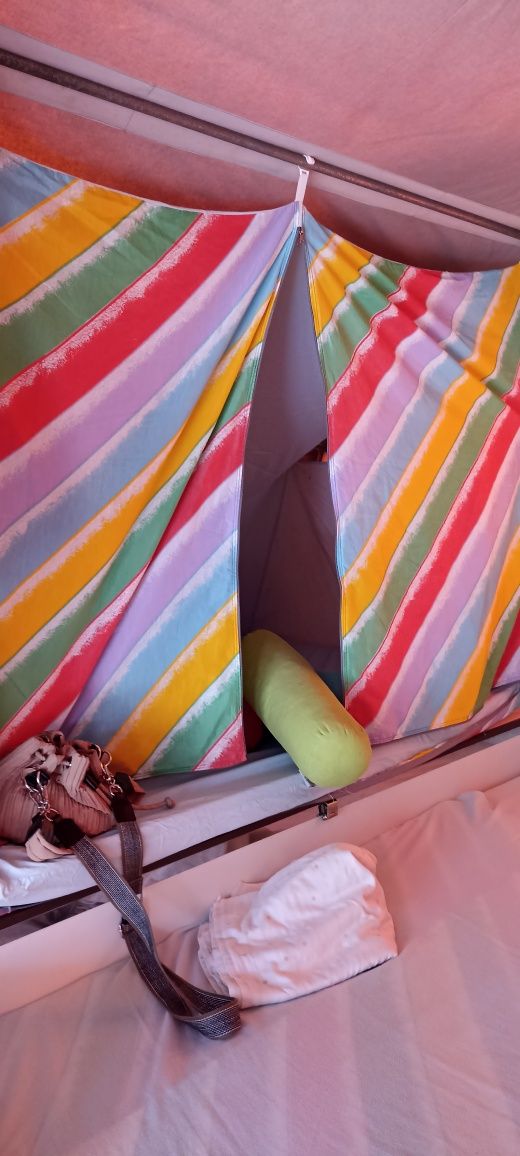 Auto tenda usada