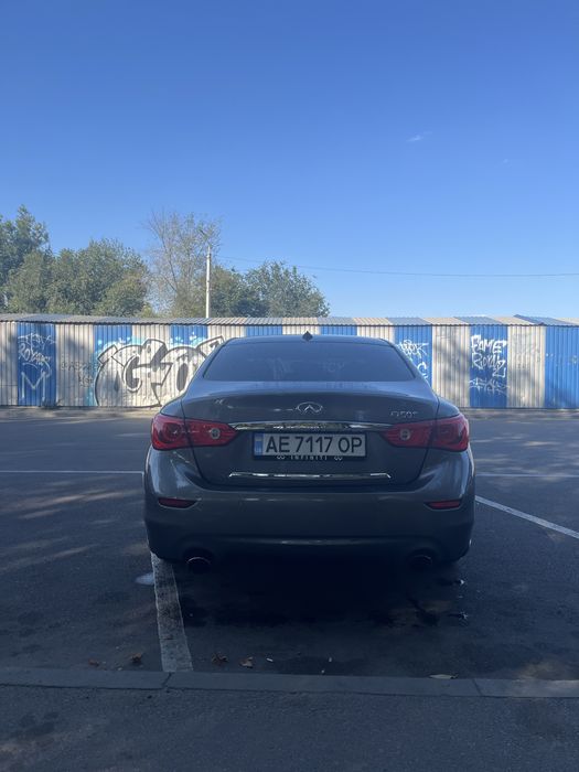 Infiniti Q50 Hybrid