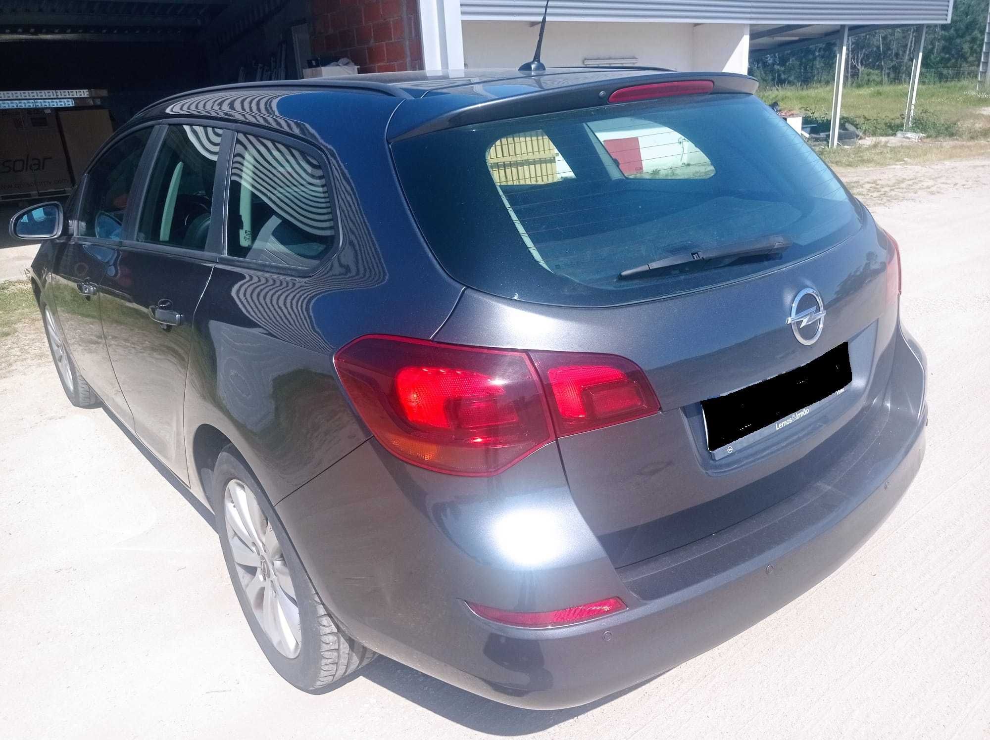 Opel Astra J SW 2011 1.6D 125CV